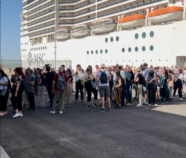 وصول باخرة سياحية للعقبة