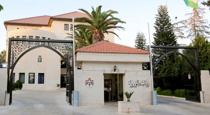 خبير تربوي: الحكومة لم تبحث قرار