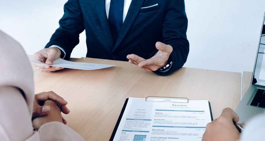 مدعوون لمقابلات شخصية (أسماء)