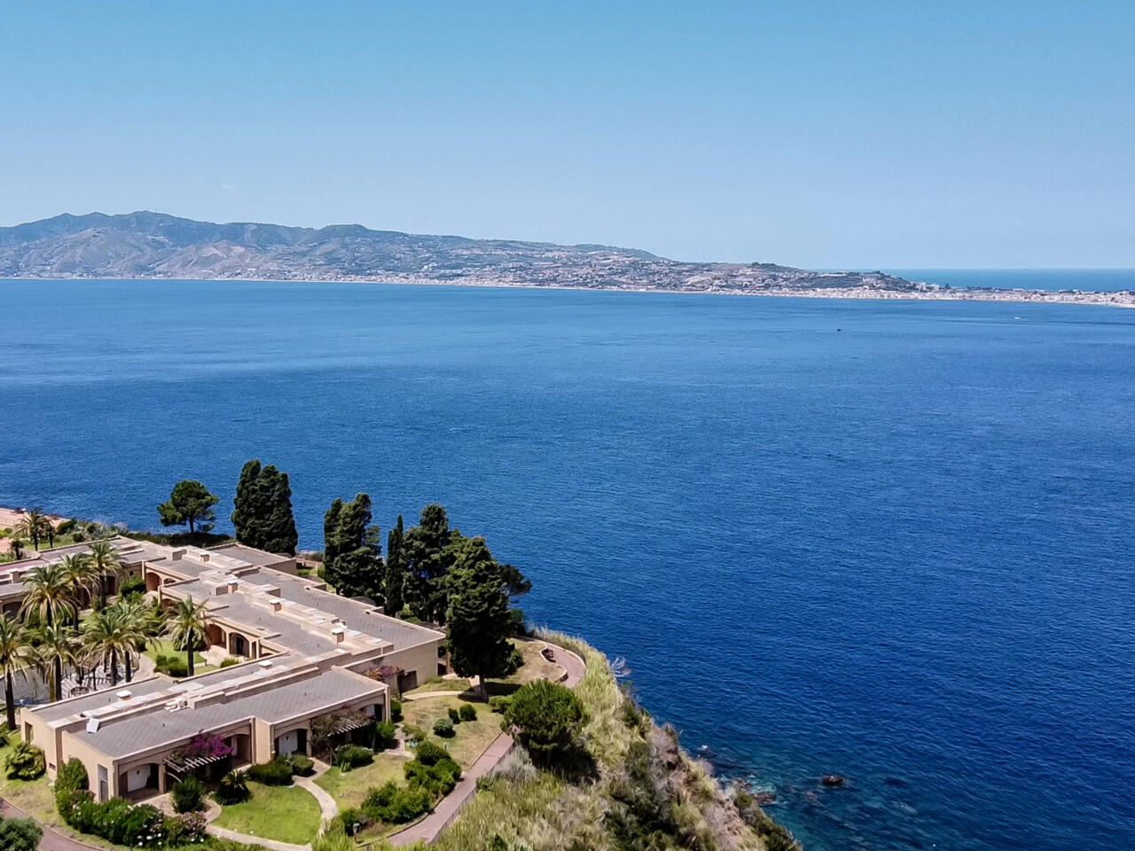 إيطاليا تعيد إحياء خطة بناء جسر