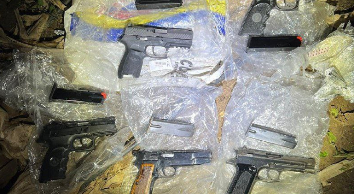 الاحتلال يدعي إحباط عملية تهريب أسلحة