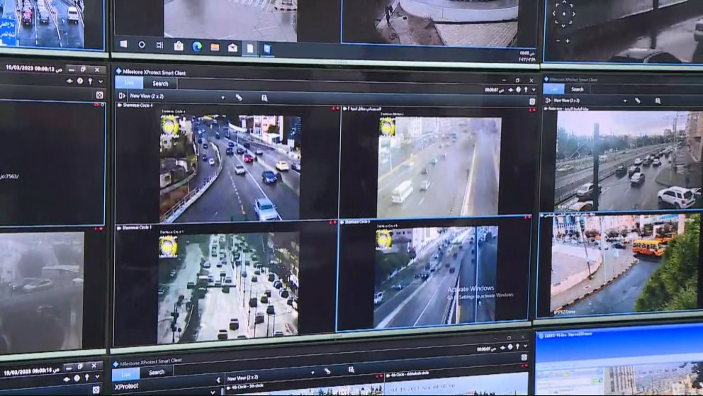 على شارع الاردن.. تصادم 10 مركبات