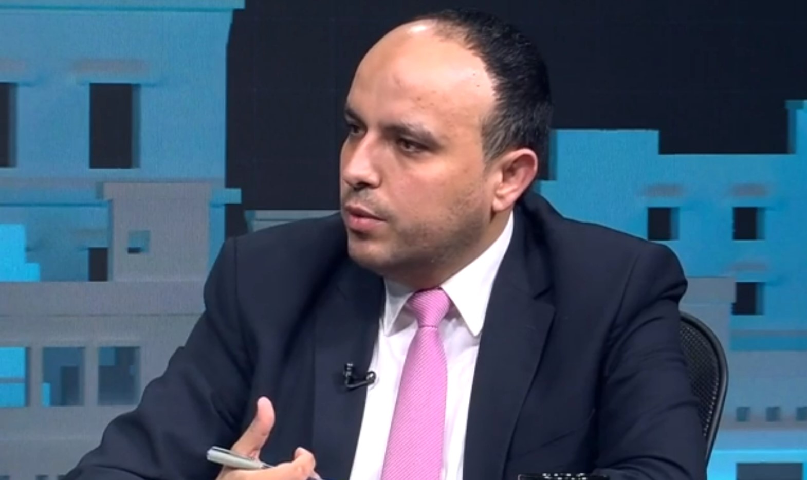 النائب يزن الشديفات: المواطنون لا يريدون