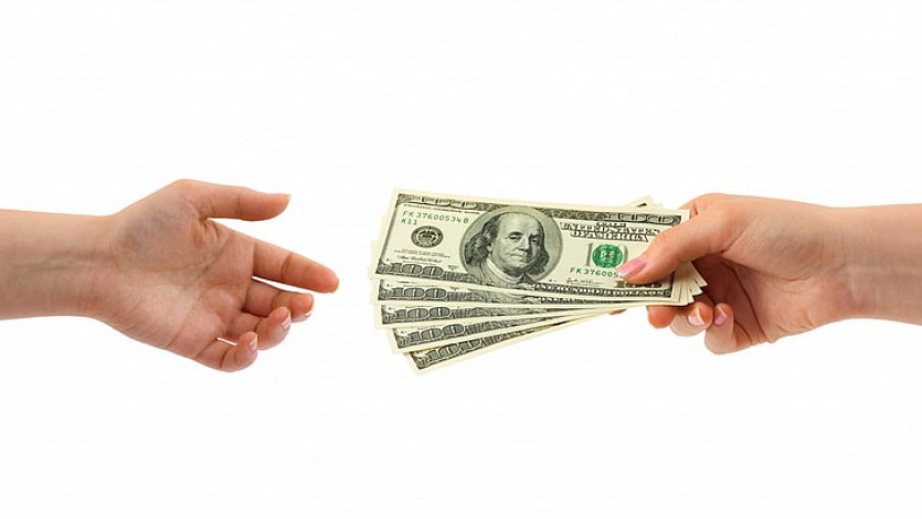 أخذ منحة من الدولة بالكذب ولا