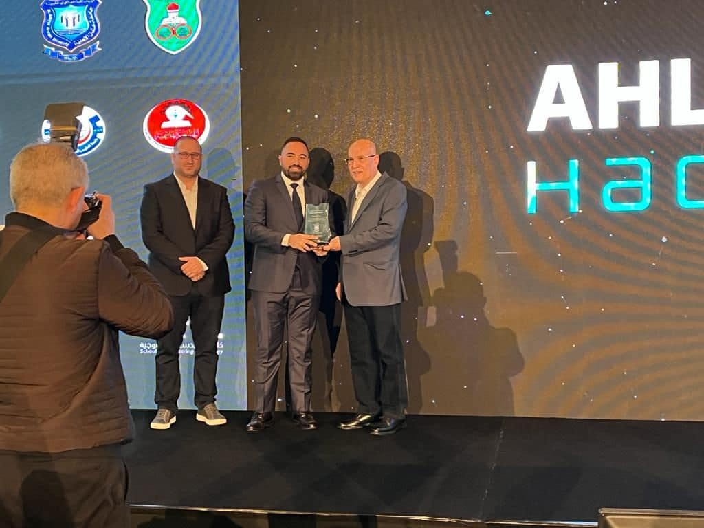 عمان الأهلية تشارك في هاكاثون خاص