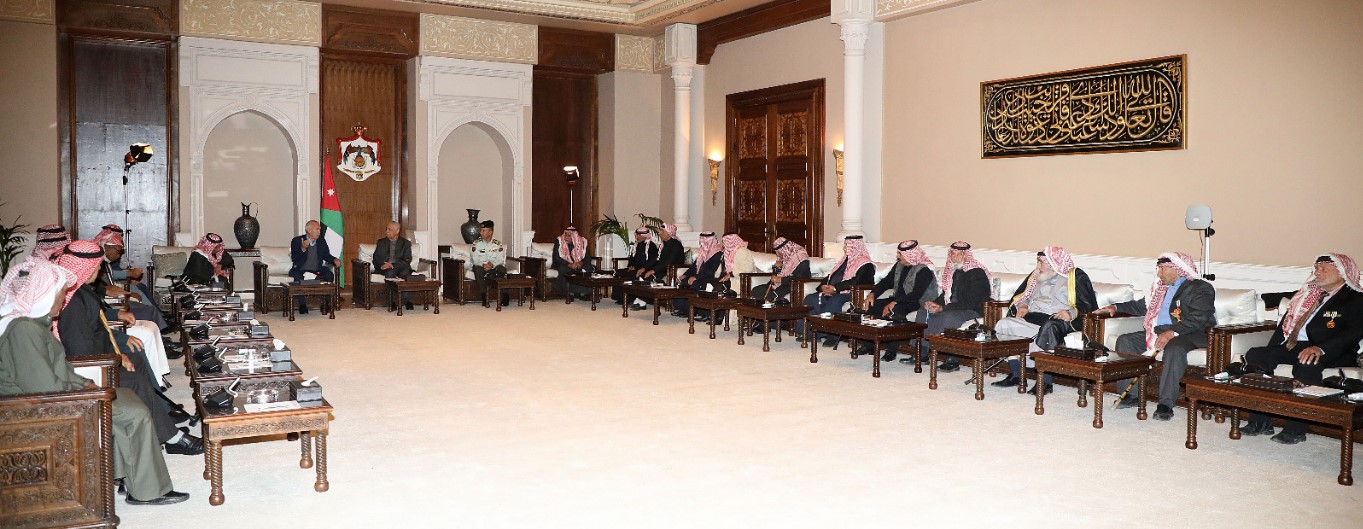 العيسوي يلتقي محاربين قدامى في معركة