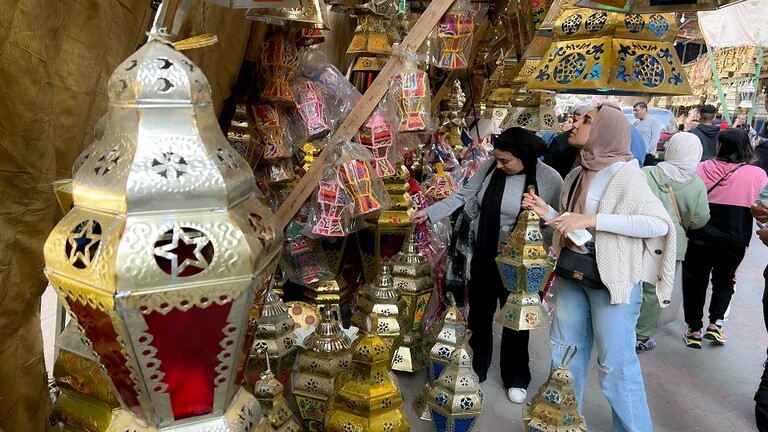 مصر تبيح إفطار الصائم في حالة