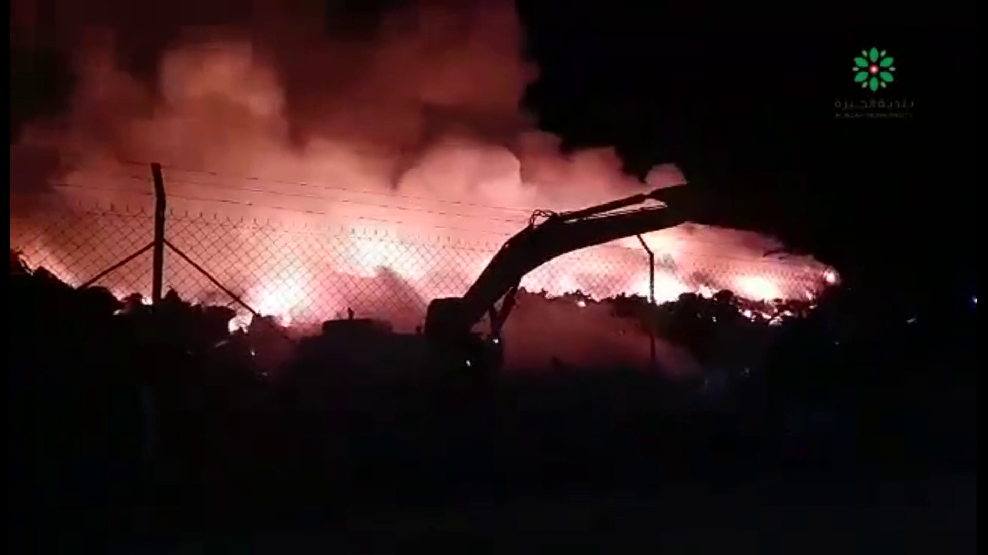 حريق في مصنع حديد قريب من