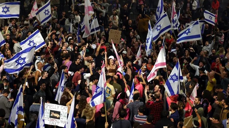 قانون أشعل إسرائيل.. هذه تفاصيله ومؤيدوه