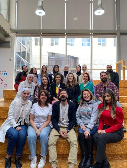 منصّة زين تدعم 20 مصمما أردنيا