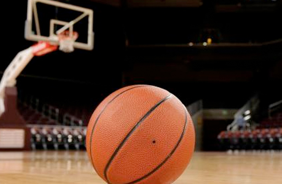 الأهلي يخشى صحوة الرياضي بدوري CFI