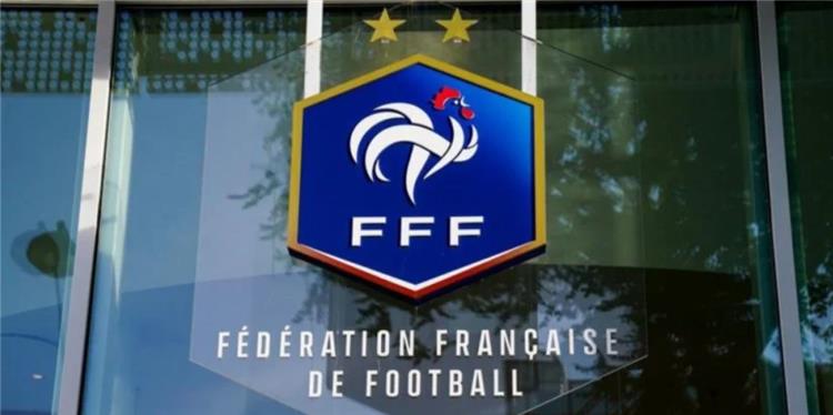 الاتحاد الفرنسي يمنع توقف المباراة لإفطار
