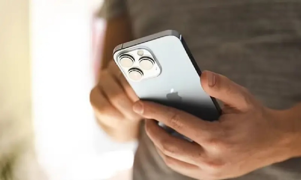 تحذير طارئ للملايين من مستخدمي آيفون: