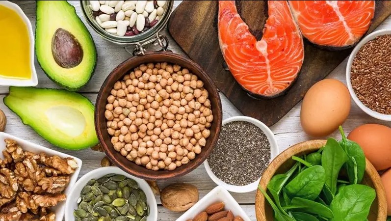 10 أطعمة للوقاية من الإرهاق والعطش