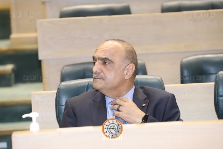 الخصاونة يفوض صلاحيات للجازي