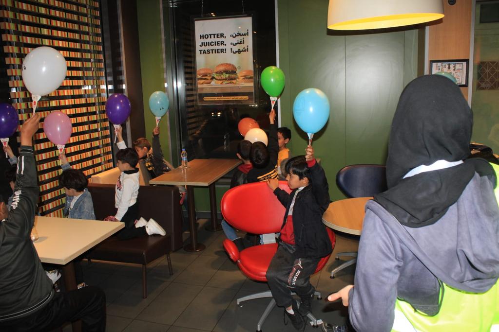 حرير تقيم افطارا للاطفال في جنوب