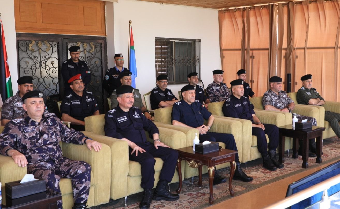 مديرية الأمن العام تحتفل بتخريج دورة