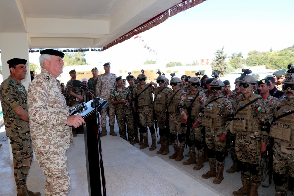 نقل تحيات ومحبة الملك.. الحنيطي يزور