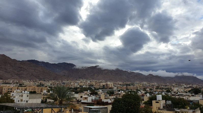 تحديث هام.. سحب رعدية قوية تقترب