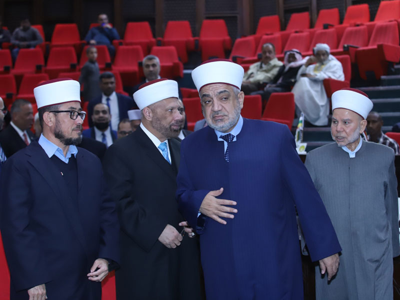 وزير الأوقاف يفتتح فعاليات المسابقة الهاشمية