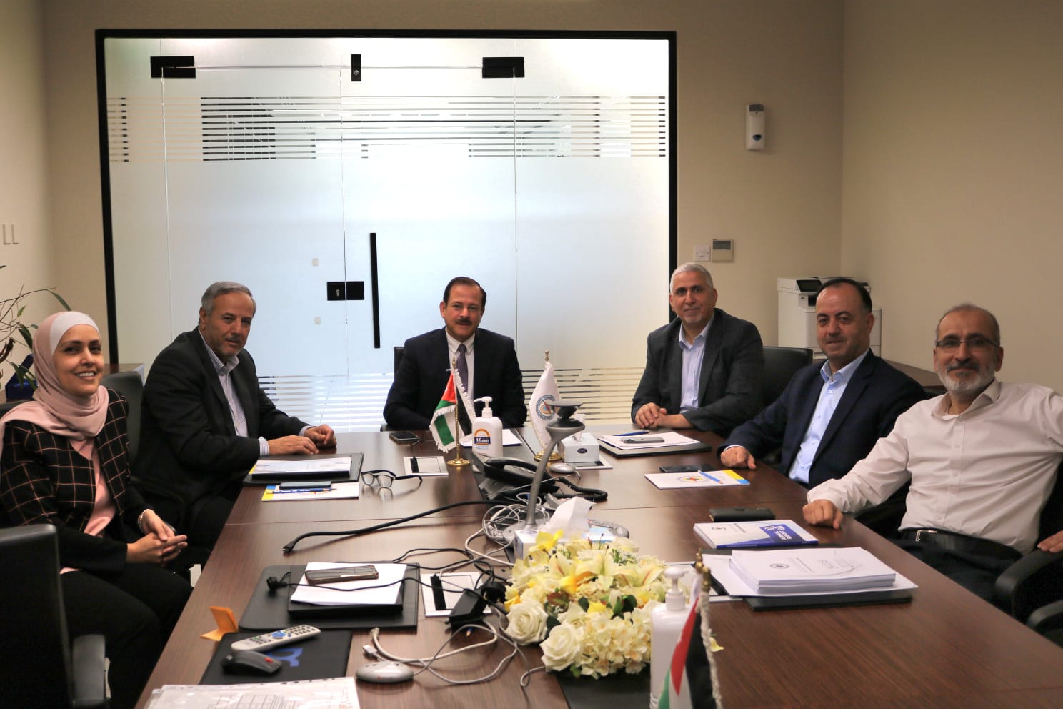 توليد الكهرباء المركزية تحقق اعلى ارباح