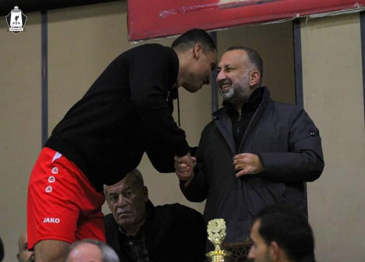 وسط غياب جماهير الوحدات.. عودة يودع