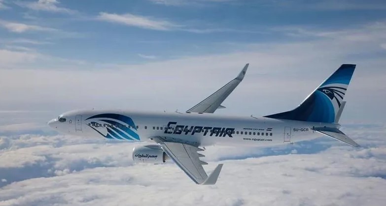 مصر للطيران تعلق رحلاتها من وإلى