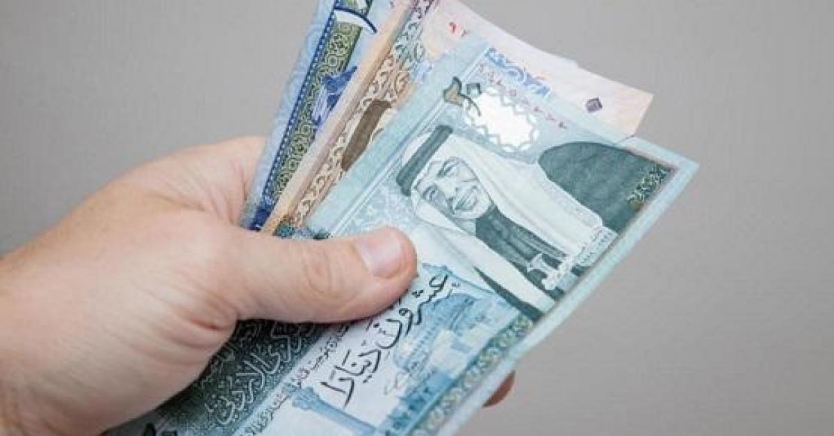 صرف رواتب القطاع العام الثلاثاء