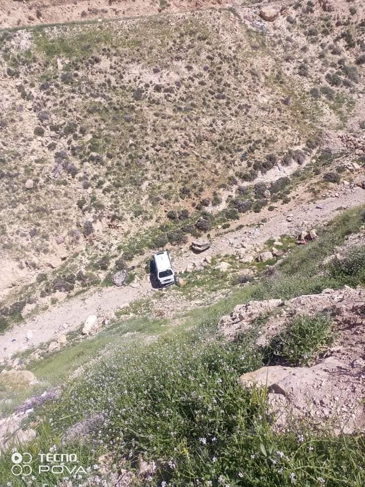 اردني يلقي مركبته في وادي اليوبيل