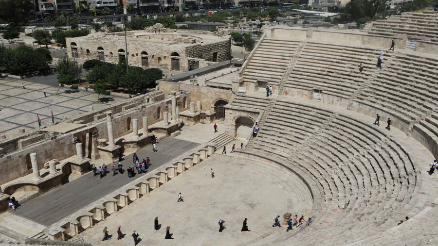 وزير السياحة: الأردن يهدف إلى إنشاء