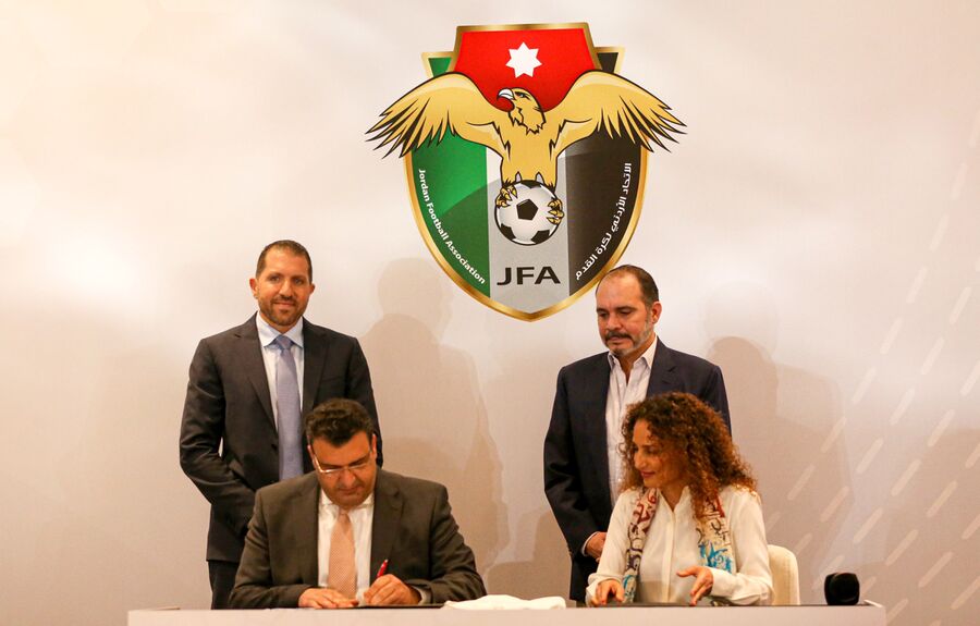 الأمير علي يرعى حفل توقيع اتفاقية