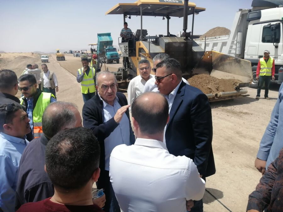 توقع استكمال الأعمال المتعلقة بالطريق الصحراوي