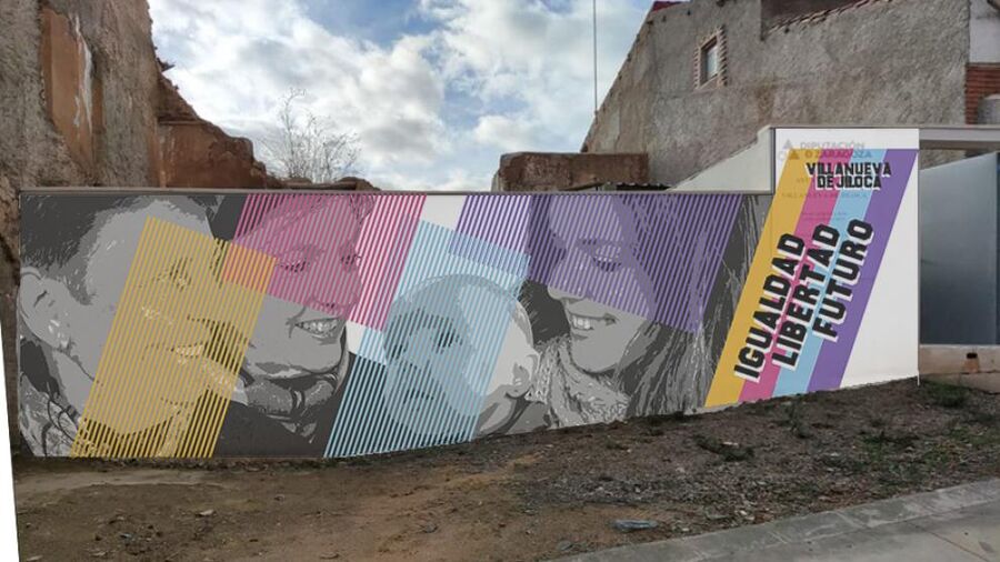 قرية إسبانية تحتفي بأول ولادة منذ