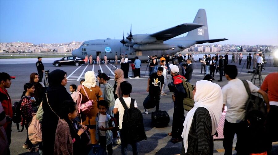 وصول طائرات إجلاء من السودان إلى