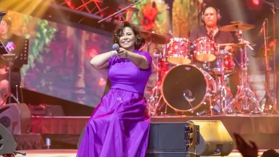 شيرين تكشف مفاجأة لمحبيها.. قصة حياتها