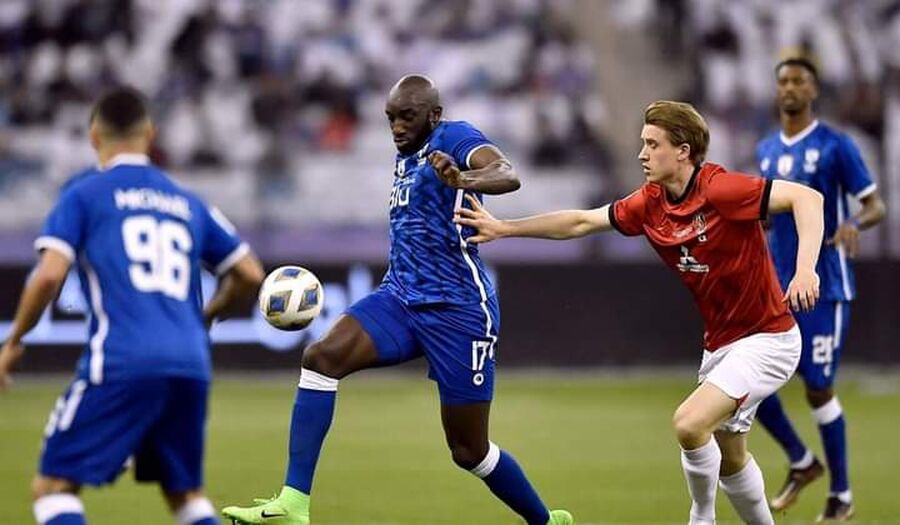 الهلال يكتفي بالتعادل مع أوراوا في