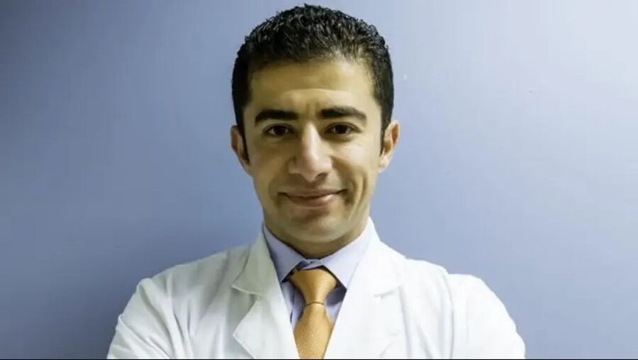 طبيب أردني يتبرع بنخاعه العظمي لشخص