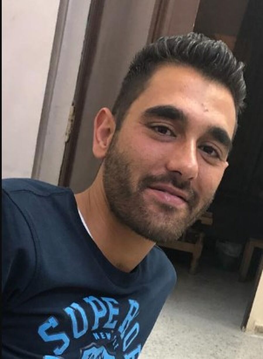 البطاينة في اربعينية شقيقه.. أوجعت قلبي