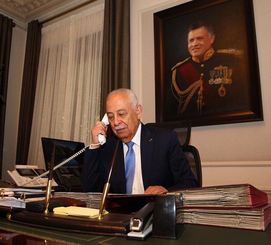 مندوبا عن الملك العيسوي يعزي بوفاة