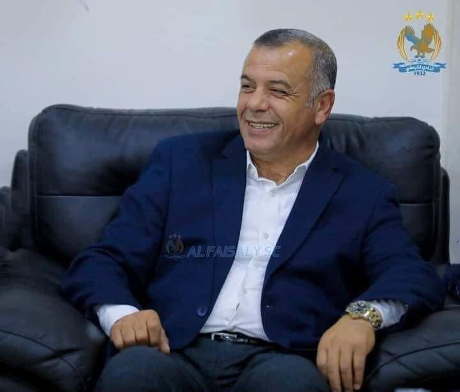 ابو عابد يطالب بفسخ عقد محترف