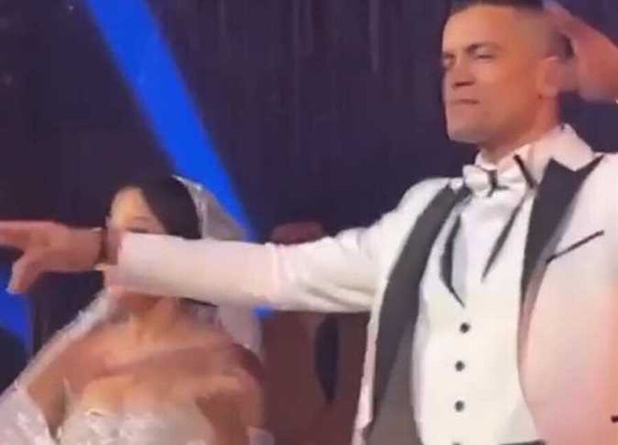 بعد طرد حسن شاكوش لزوجته وتقدمها