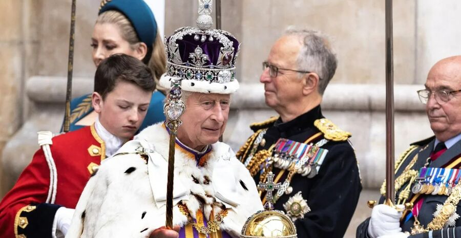 بسبب التاج.. الأمير وليام يكشف ما