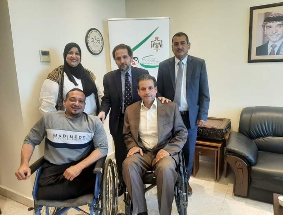 الأمير مرعد بن رعد يستقبل وفد