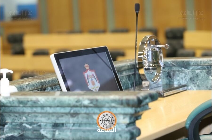 الدورة العادية الثانية.. 12 مشروع قانون..