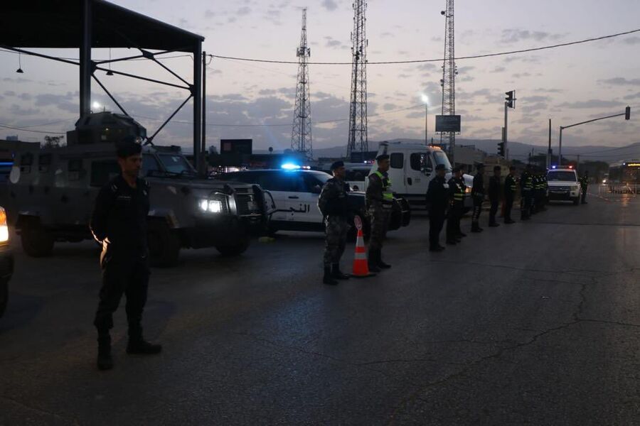 الأمن العام في البحر الميت (صور)