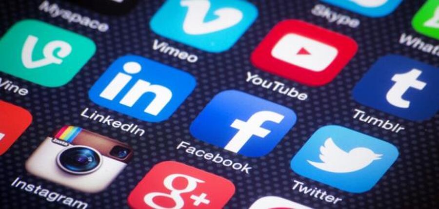 هل يجوز نشر تفاصيل الحياة على