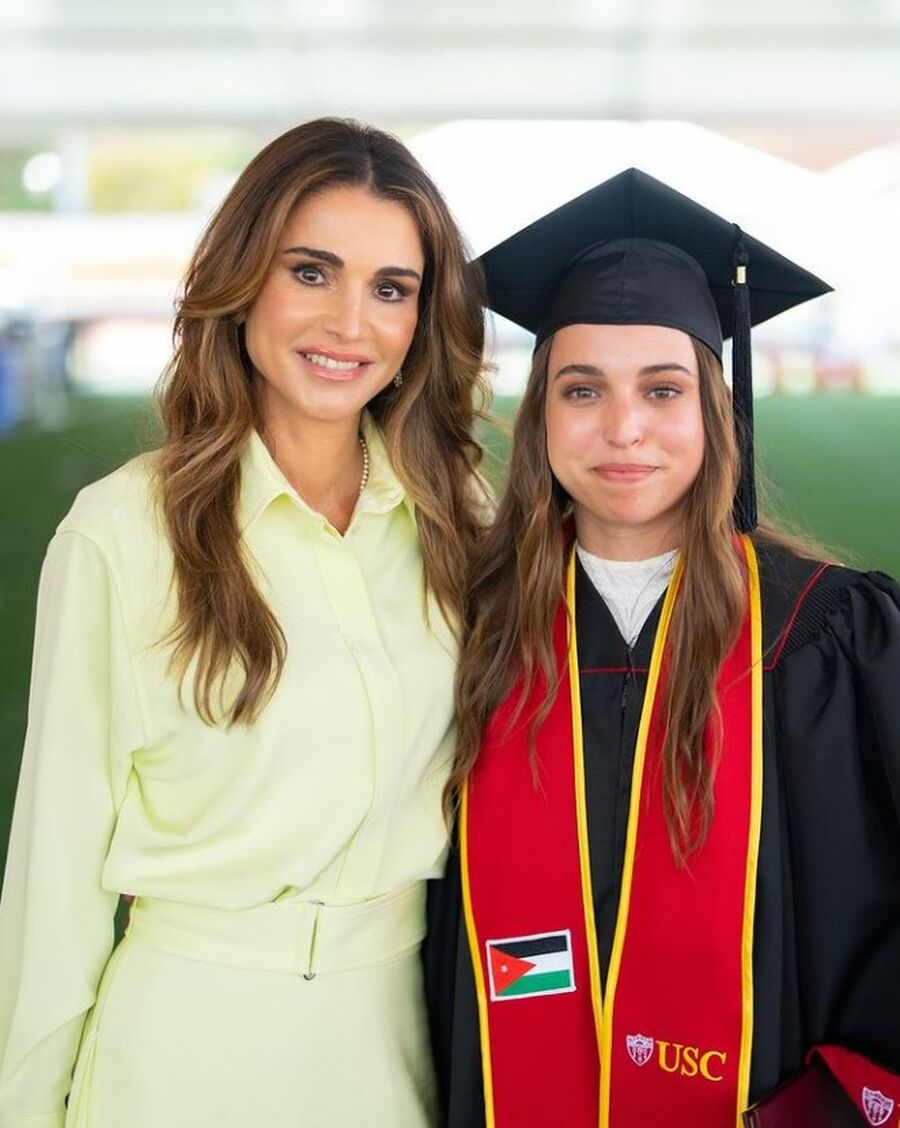 كيف هنأت الملكة رانيا الأميرة سلمى؟