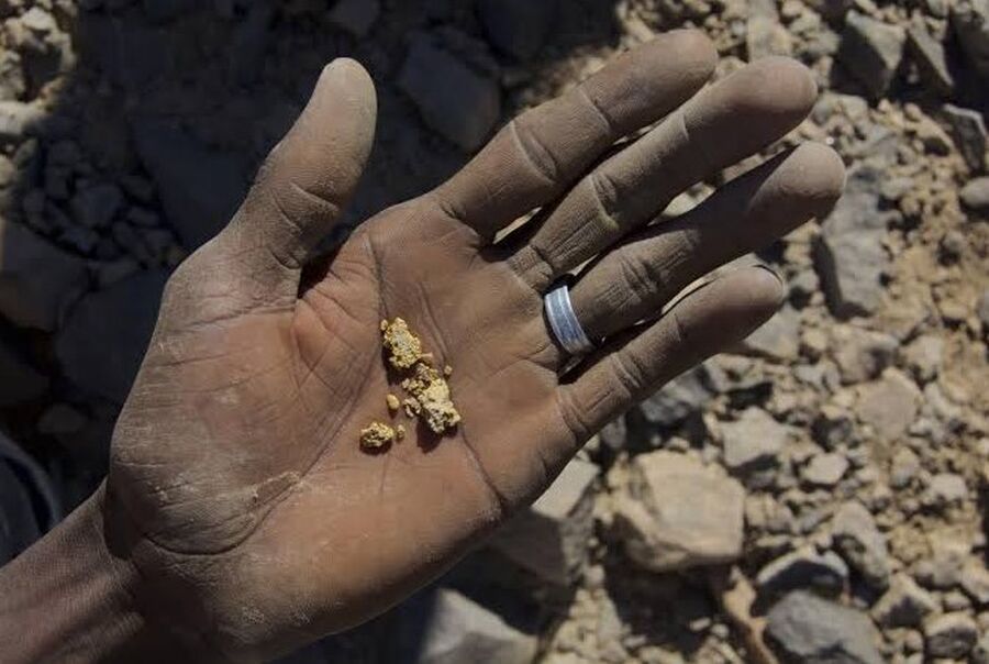 أمين عام سابق يدعو الحكومة للسماح