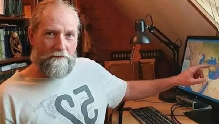 بعد أيام قليلة من تنبؤات الهولندي..