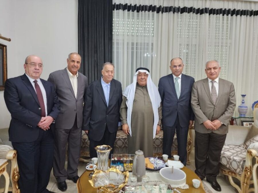 الروابدة لجماعة عمان: أهمية التمسك بالهوية